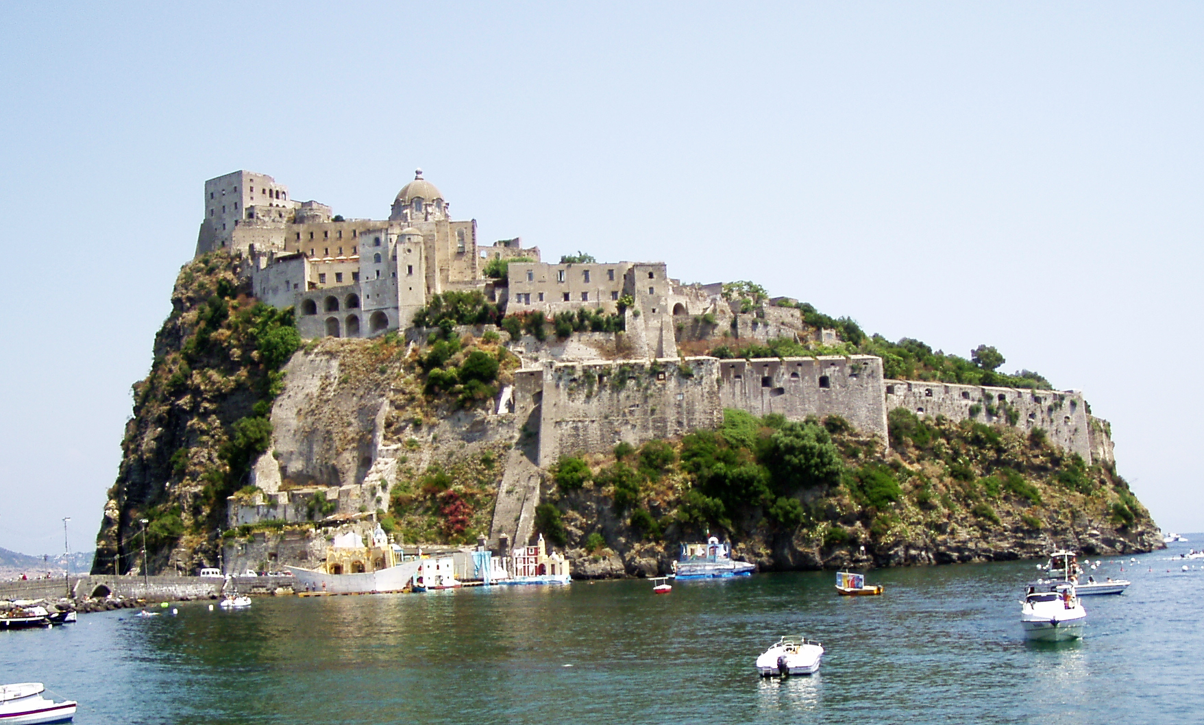 Ischia, 7 Idee per il viaggio di nozze in maggio o giugno